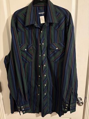 Wrangler Men’s Navy Blue & Forest Green Striped Western Shirt